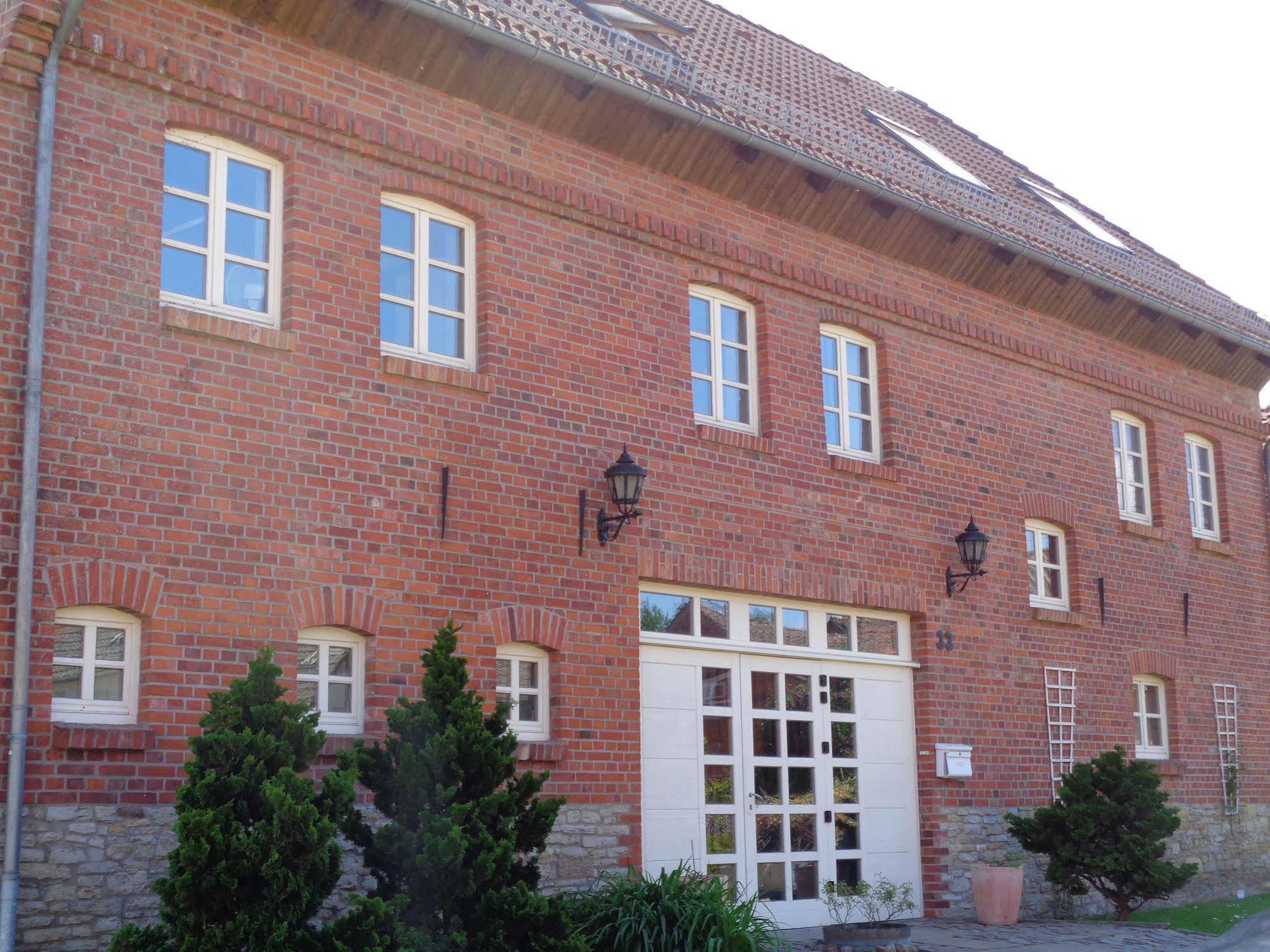 Hotel Apartment Puell Eimersleben Bagian luar foto