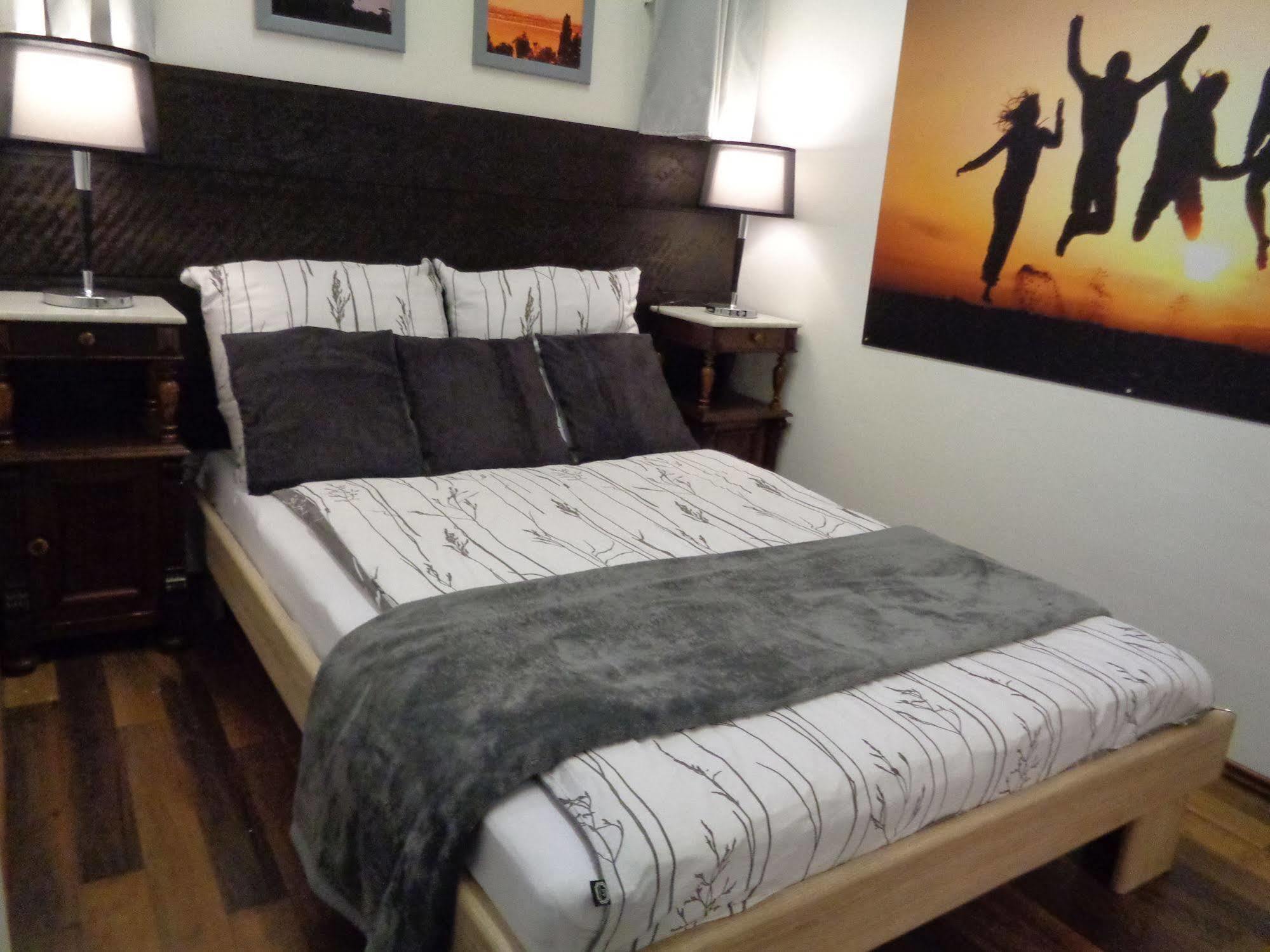 Hotel Apartment Puell Eimersleben Bagian luar foto