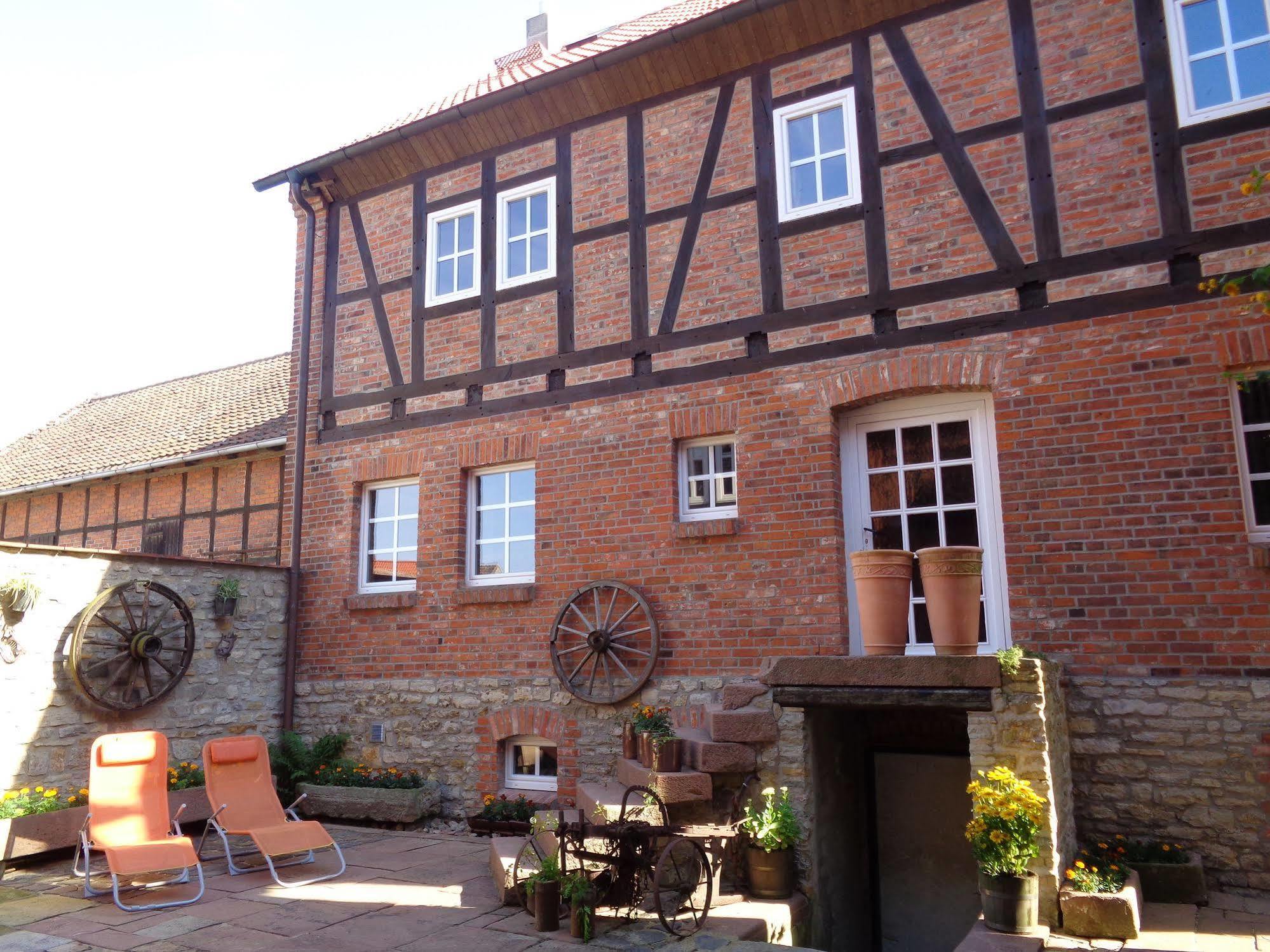 Hotel Apartment Puell Eimersleben Bagian luar foto